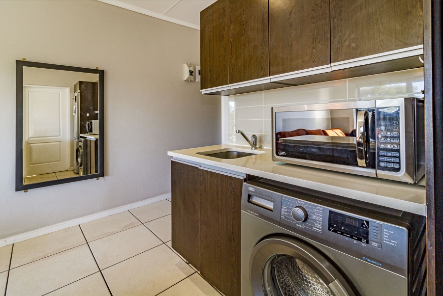 1 Bedroom Property for Sale in De Velde Western Cape